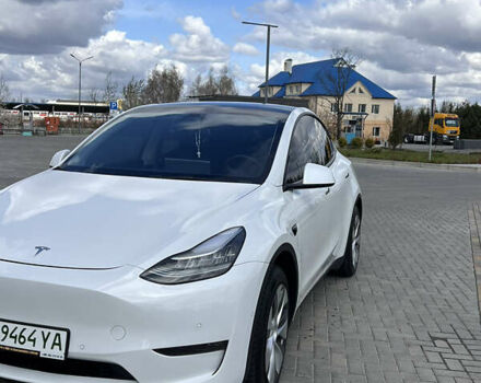 Тесла Model Y 2022 у Сокале на Automoto.ua Білий Тесла Model Y, об'ємом двигуна 0 л та пробігом 75 тис. км за 27500 $, фото 1 на Automoto.ua