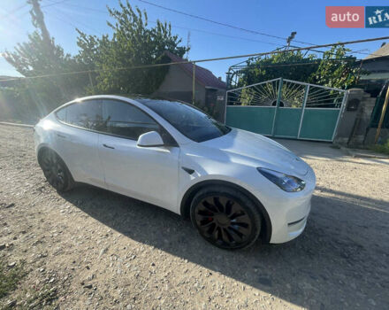 Белый Тесла Model Y, объемом двигателя 0 л и пробегом 52 тыс. км за 25500 $, фото 10 на Automoto.ua