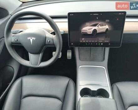 Белый Тесла Model Y, объемом двигателя 0 л и пробегом 35 тыс. км за 27000 $, фото 5 на Automoto.ua