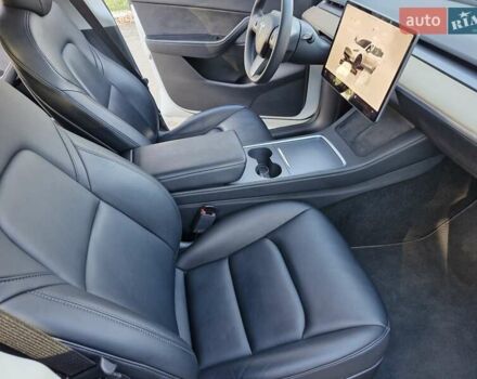 Білий Тесла Model Y, об'ємом двигуна 0 л та пробігом 97 тис. км за 24000 $, фото 22 на Automoto.ua