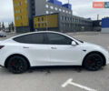 Белый Тесла Model Y, объемом двигателя 0 л и пробегом 43 тыс. км за 28000 $, фото 4 на Automoto.ua