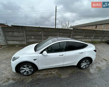 Тесла Model Y 2022 у Вінниці на Automoto.ua Білий Тесла Model Y, об'ємом двигуна 0 л та пробігом 80 тис. км за 24900 $, фото 7 на Automoto.ua