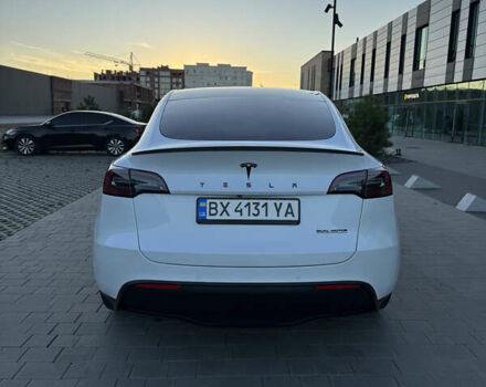 Белый Тесла Model Y, объемом двигателя 0 л и пробегом 53 тыс. км за 29500 $, фото 5 на Automoto.ua