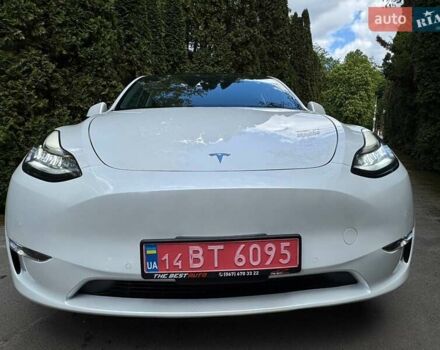 Белый Тесла Model Y, объемом двигателя 0 л и пробегом 18 тыс. км за 25499 $, фото 17 на Automoto.ua