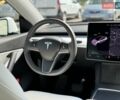 Белый Тесла Model Y, объемом двигателя 0 л и пробегом 49 тыс. км за 28000 $, фото 9 на Automoto.ua