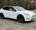 Белый Тесла Model Y, объемом двигателя 0 л и пробегом 129 тыс. км за 27400 $, фото 6 на Automoto.ua