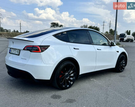 Белый Тесла Model Y, объемом двигателя 0 л и пробегом 64 тыс. км за 28500 $, фото 4 на Automoto.ua