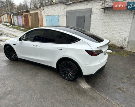 Белый Тесла Model Y, объемом двигателя 0 л и пробегом 38 тыс. км за 44900 $, фото 11 на Automoto.ua