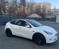 Белый Тесла Model Y, объемом двигателя 0 л и пробегом 50 тыс. км за 29999 $, фото 1 на Automoto.ua