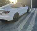 Белый Тесла Model Y, объемом двигателя 0 л и пробегом 25 тыс. км за 35500 $, фото 39 на Automoto.ua