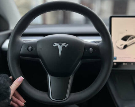 Белый Тесла Model Y, объемом двигателя 0 л и пробегом 21 тыс. км за 26200 $, фото 17 на Automoto.ua
