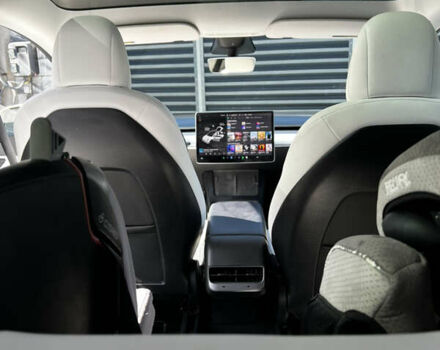 Белый Тесла Model Y, объемом двигателя 0 л и пробегом 59 тыс. км за 26999 $, фото 14 на Automoto.ua