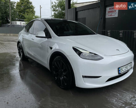 Белый Тесла Model Y, объемом двигателя 0 л и пробегом 48 тыс. км за 32000 $, фото 5 на Automoto.ua