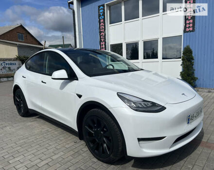 Белый Тесла Model Y, объемом двигателя 0 л и пробегом 22 тыс. км за 33900 $, фото 39 на Automoto.ua