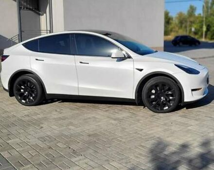 Белый Тесла Model Y, объемом двигателя 0 л и пробегом 62 тыс. км за 25950 $, фото 17 на Automoto.ua