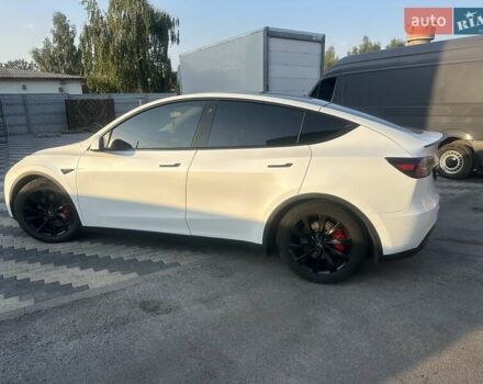 Белый Тесла Model Y, объемом двигателя 0 л и пробегом 25 тыс. км за 35500 $, фото 45 на Automoto.ua