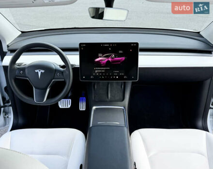 Белый Тесла Model Y, объемом двигателя 0 л и пробегом 64 тыс. км за 28500 $, фото 21 на Automoto.ua