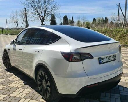 Белый Тесла Model Y, объемом двигателя 0 л и пробегом 54 тыс. км за 28000 $, фото 6 на Automoto.ua