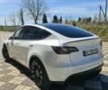 Белый Тесла Model Y, объемом двигателя 0 л и пробегом 54 тыс. км за 28000 $, фото 6 на Automoto.ua