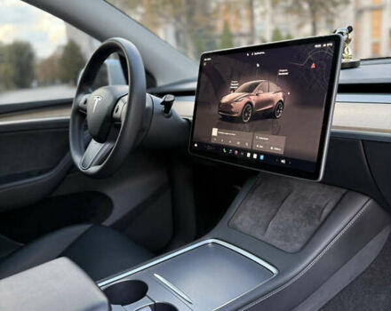 Белый Тесла Model Y, объемом двигателя 0 л и пробегом 32 тыс. км за 33000 $, фото 20 на Automoto.ua