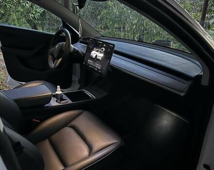 Тесла Model Y 2022 в Одессе на Automoto.ua Белый Тесла Model Y, объемом двигателя 0 л и пробегом 42 тыс. км за 28200 $, фото 9 на Automoto.ua