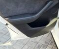 Белый Тесла Model Y, объемом двигателя 0 л и пробегом 62 тыс. км за 25950 $, фото 32 на Automoto.ua