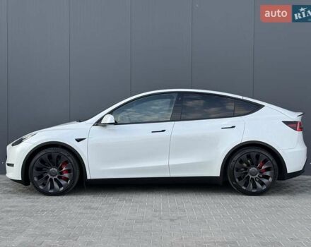 Белый Тесла Model Y, объемом двигателя 0 л и пробегом 42 тыс. км за 39900 $, фото 9 на Automoto.ua