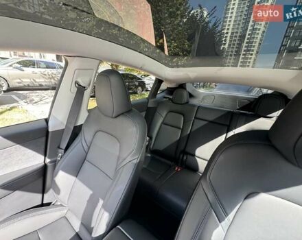 Белый Тесла Model Y, объемом двигателя 0 л и пробегом 5 тыс. км за 45600 $, фото 4 на Automoto.ua