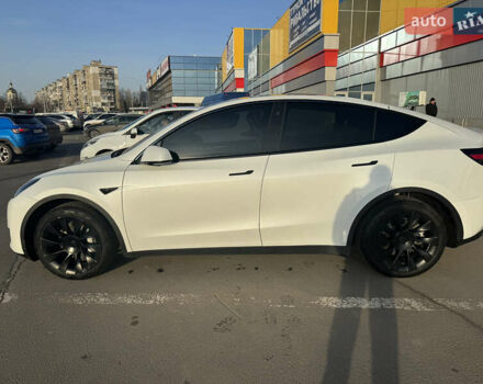Белый Тесла Model Y, объемом двигателя 0 л и пробегом 48 тыс. км за 30500 $, фото 3 на Automoto.ua