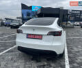 Білий Тесла Model Y, об'ємом двигуна 0 л та пробігом 100 тис. км за 23999 $, фото 7 на Automoto.ua