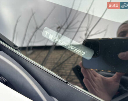 Белый Тесла Model Y, объемом двигателя 0 л и пробегом 68 тыс. км за 35000 $, фото 35 на Automoto.ua