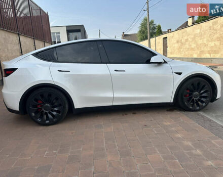 Белый Тесла Model Y, объемом двигателя 0 л и пробегом 50 тыс. км за 27700 $, фото 9 на Automoto.ua
