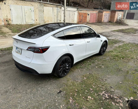 Белый Тесла Model Y, объемом двигателя 0 л и пробегом 50 тыс. км за 39900 $, фото 7 на Automoto.ua