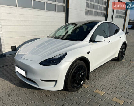 Тесла Model Y 2022 в Одессе на Automoto.ua Белый Тесла Model Y, объемом двигателя 0 л и пробегом 12 тыс. км за 44900 $, фото 4 на Automoto.ua