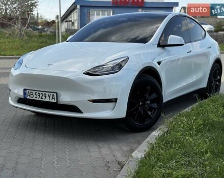 Белый Тесла Model Y, объемом двигателя 0 л и пробегом 59 тыс. км за 28800 $, фото 7 на Automoto.ua