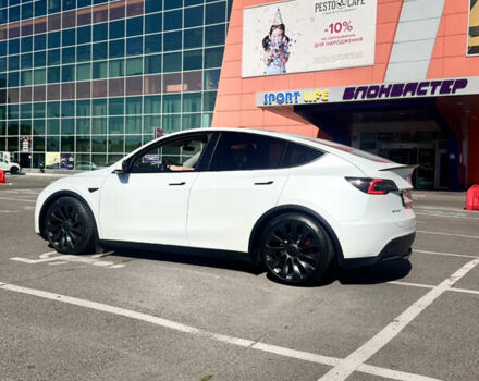 Белый Тесла Model Y, объемом двигателя 0 л и пробегом 44 тыс. км за 43500 $, фото 13 на Automoto.ua