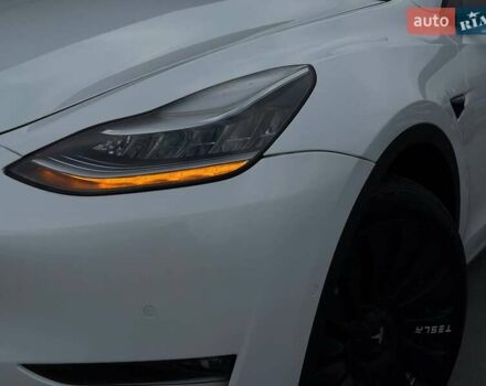 Тесла Model Y 2022 в Ровно на Automoto.ua Белый Тесла Model Y, объемом двигателя 0 л и пробегом 83 тыс. км за 22500 $, фото 8 на Automoto.ua