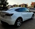 Белый Тесла Model Y, объемом двигателя 0 л и пробегом 27 тыс. км за 30900 $, фото 6 на Automoto.ua