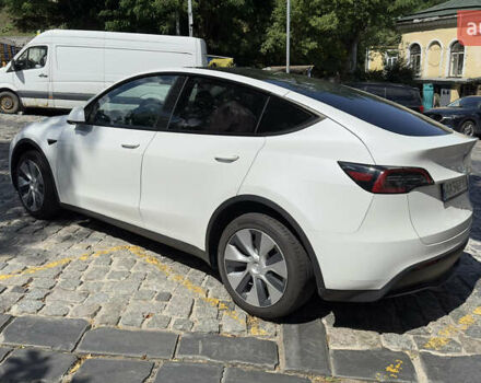 Белый Тесла Model Y, объемом двигателя 0 л и пробегом 7 тыс. км за 35200 $, фото 6 на Automoto.ua