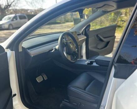 Білий Тесла Model Y, об'ємом двигуна 0 л та пробігом 62 тис. км за 29700 $, фото 14 на Automoto.ua
