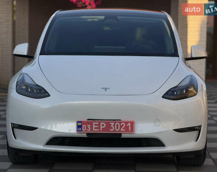 Белый Тесла Model Y, объемом двигателя 0 л и пробегом 59 тыс. км за 30500 $, фото 5 на Automoto.ua