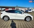 Белый Тесла Model Y, объемом двигателя 0 л и пробегом 67 тыс. км за 28300 $, фото 2 на Automoto.ua