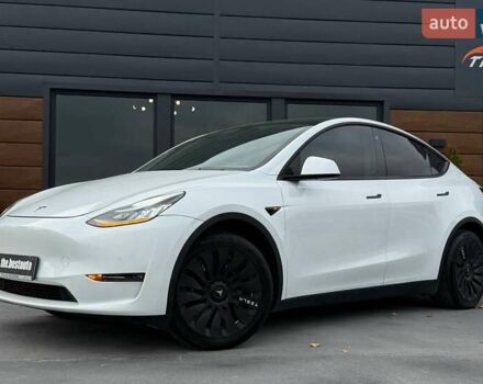 Тесла Model Y 2022 в Ровно на Automoto.ua Белый Тесла Model Y, объемом двигателя 0 л и пробегом 83 тыс. км за 22500 $, фото 1 на Automoto.ua