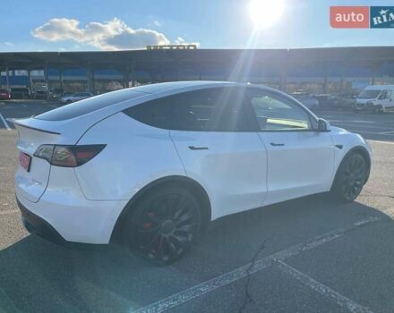 Белый Тесла Model Y, объемом двигателя 0 л и пробегом 39 тыс. км за 32500 $, фото 8 на Automoto.ua