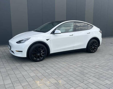 Белый Тесла Model Y, объемом двигателя 0 л и пробегом 38 тыс. км за 31000 $, фото 5 на Automoto.ua