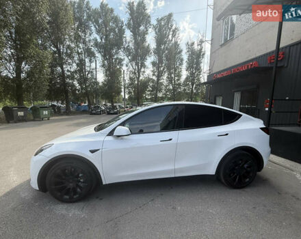 Тесла Model Y 2022 у Харкові на Automoto.ua Білий Тесла Model Y, об'ємом двигуна 0 л та пробігом 38 тис. км за 29900 $, фото 3 на Automoto.ua