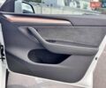 Белый Тесла Model Y, объемом двигателя 0 л и пробегом 26 тыс. км за 47700 $, фото 19 на Automoto.ua