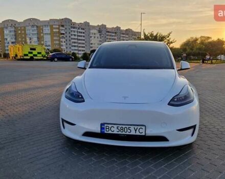 Белый Тесла Model Y, объемом двигателя 0 л и пробегом 87 тыс. км за 33000 $, фото 3 на Automoto.ua