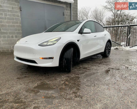Белый Тесла Model Y, объемом двигателя 0 л и пробегом 4 тыс. км за 33000 $, фото 11 на Automoto.ua