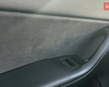 Білий Тесла Model Y, об'ємом двигуна 0 л та пробігом 63 тис. км за 28700 $, фото 14 на Automoto.ua